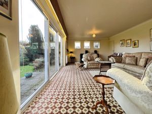 Photo 35- click for photo gallery